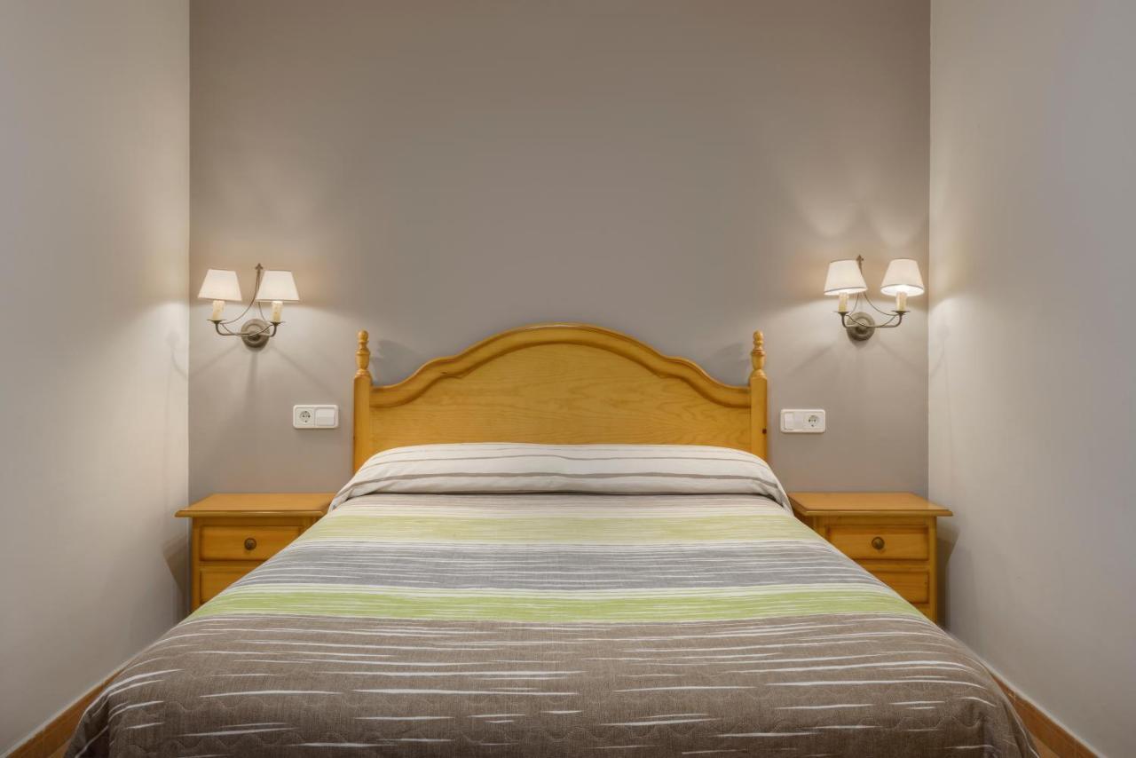 Apartamentos Casa Aurelia Alquézar Exteriör bild