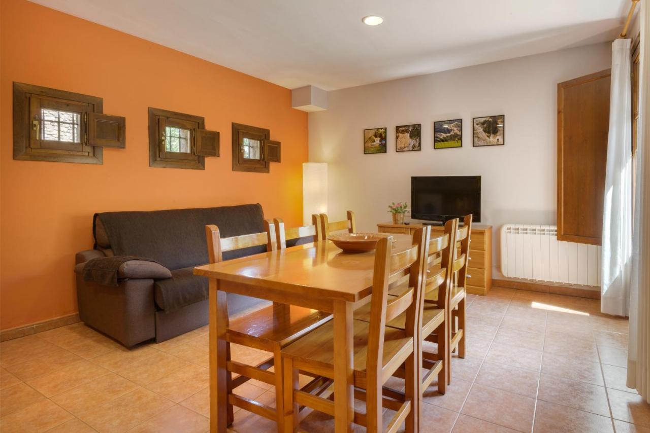 Apartamentos Casa Aurelia Alquézar Exteriör bild