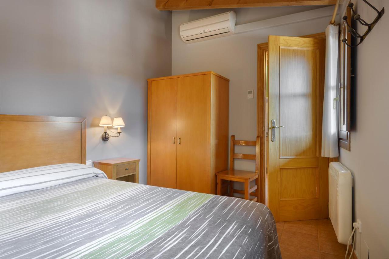 Apartamentos Casa Aurelia Alquézar Exteriör bild